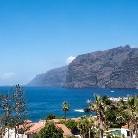 Apartamento En Playa La Arena Puerto de Santiago (Tenerife)